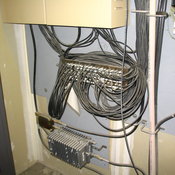 North cable amp and distribution box